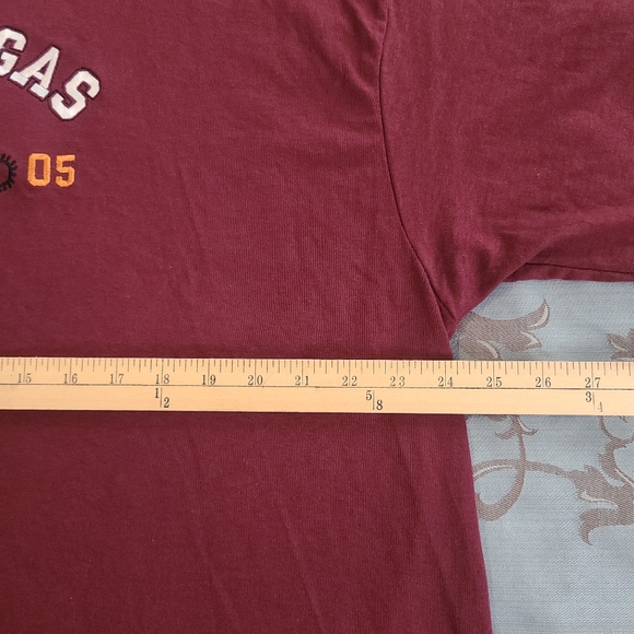 Delta Pro Weight Las Vegas Nevada Embroidered Tee Shirt Burgundy Size 2XL - Picture 7 of 8